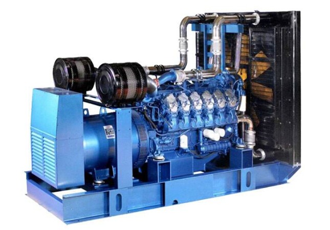 南阳康明斯30kw小型柴油二手发电机组